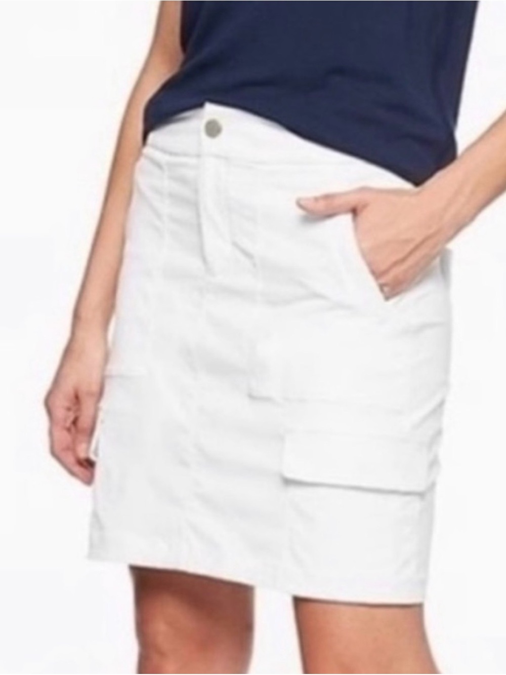 Athleta Trekkie Skort white with pockets